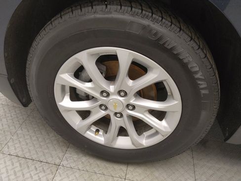 Used 2019 Chevrolet Equinox LS w/ LS Convenience Package image 31