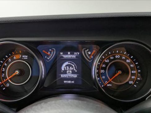 Used 2023 Jeep Wrangler Unlimited Sport image 28