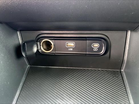 Used 2025 Kia Sportage LX FWD image 31