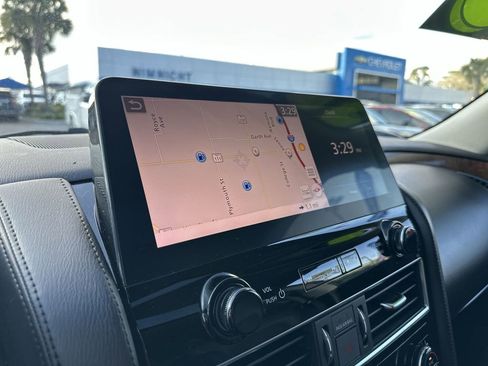 Used 2023 Nissan Armada SL w/ Captain's Chairs Package image 23