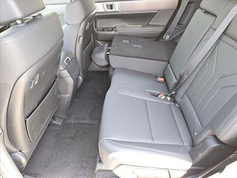 New 2025 Hyundai Santa Fe XRT image 11