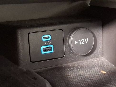 Used 2023 Ford Escape Platinum AWD/4WD image 22