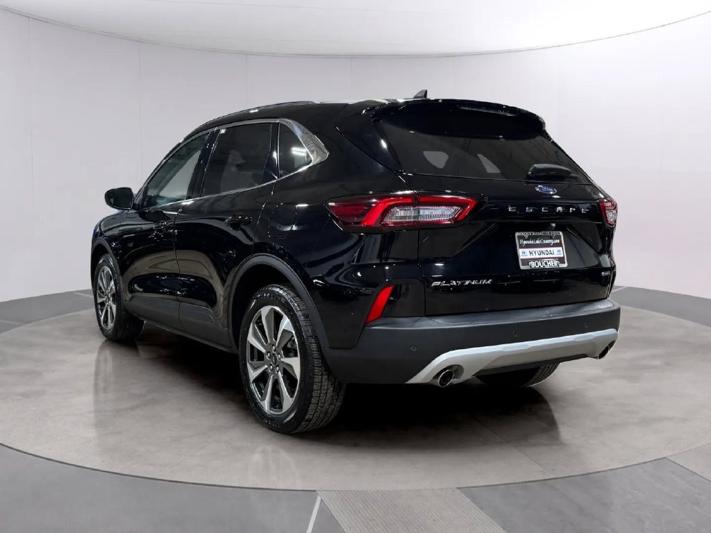 Used 2023 Ford Escape Platinum AWD/4WD image 5
