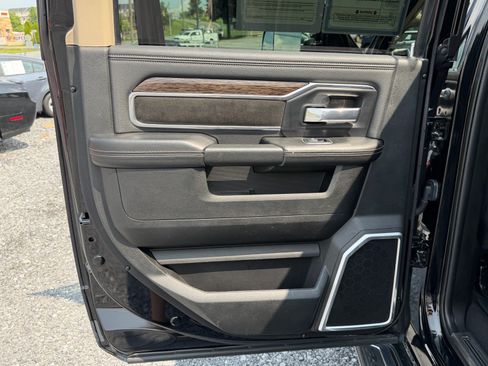 Used 2021 RAM 3500 Laramie w/ Safety Group B AWD/4WD image 23