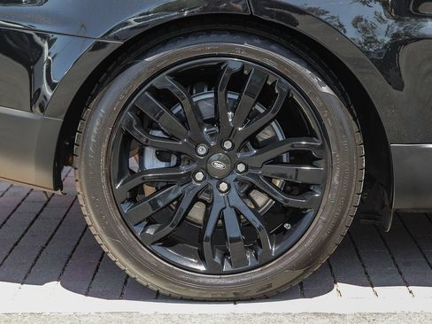 Used 2020 Land Rover Range Rover Sport SE AWD/4WD image 8
