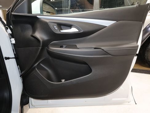 Certified 2024 Buick Envista Preferred w/ Convenience I Package image 18