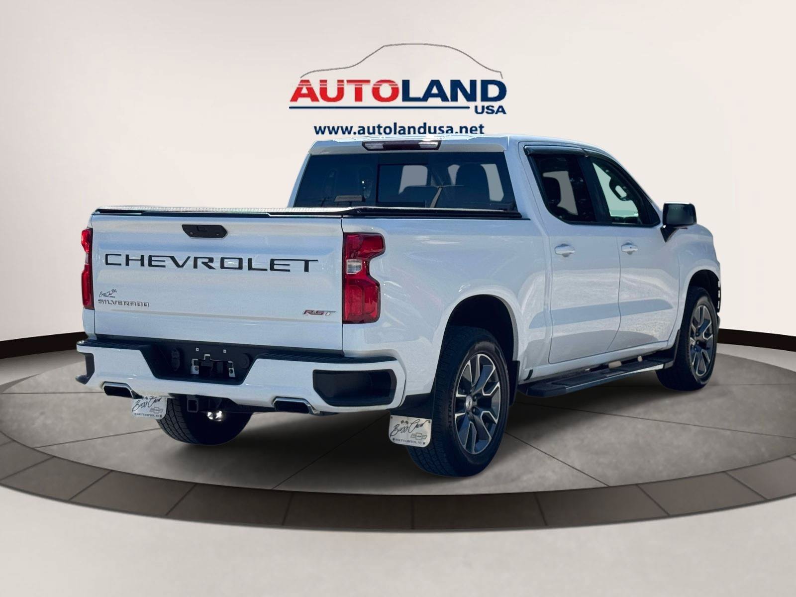 Used 2020 Chevrolet Silverado 1500 RST AWD/4WD image 4
