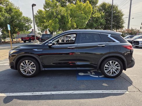 Used 2023 INFINITI QX50 Luxe FWD image 9
