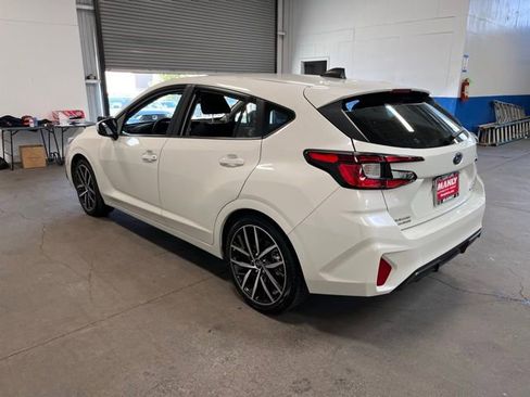 Used 2025 Subaru Impreza 2.0i Sport image 5