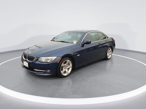 Used 2011 BMW 335i Convertible RWD image 4