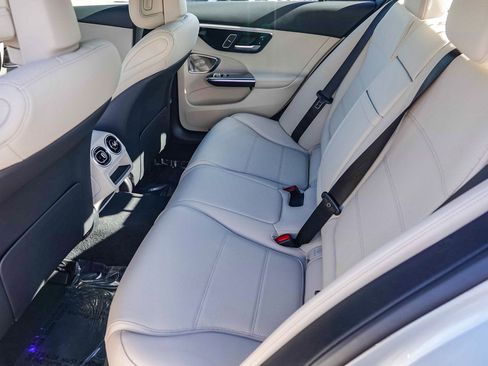 New 2026 Mercedes-Benz C 300 Sedan image 16
