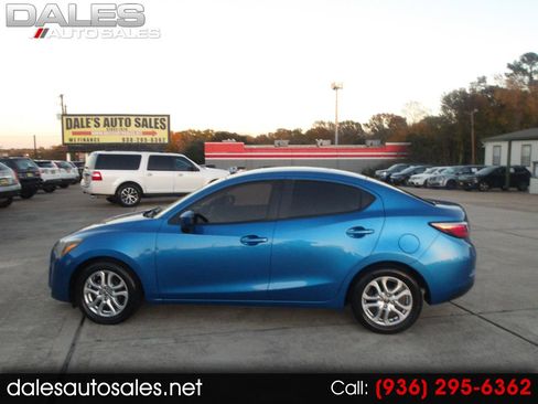 Used 2018 Toyota Yaris iA image 1