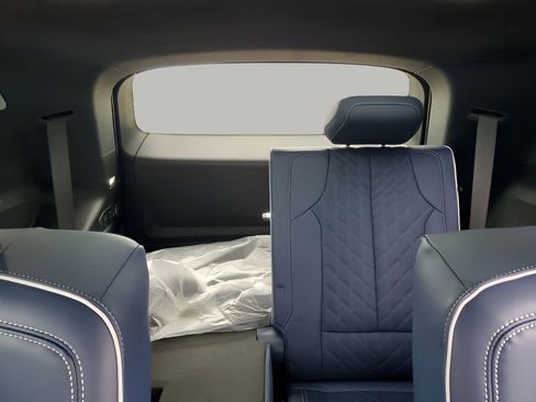 New 2026 Cadillac Vistiq Premium Luxury image 26