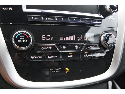 Used 2016 Nissan Murano S FWD image 26