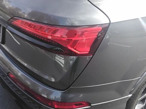 Certified 2025 Audi SQ7 Premium Plus w/ Executive Package image 8