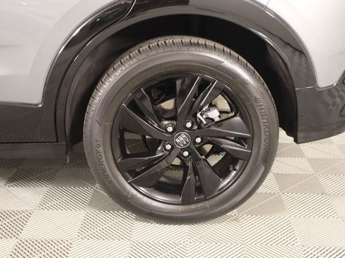 Used 2025 Buick Encore GX Sport Touring w/ Advanced Technology Package image 18