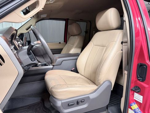 Used 2012 Ford F250 Lariat w/ Chrome Pkg image 14