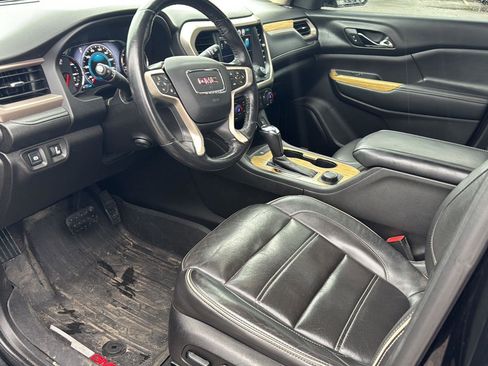 Used 2018 GMC Acadia Denali w/ Technology Package image 13