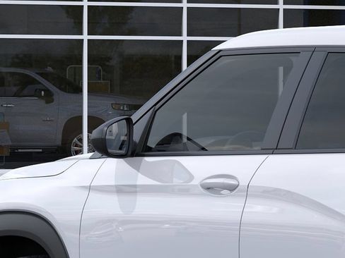New 2026 Chevrolet TrailBlazer LS AWD/4WD image 12