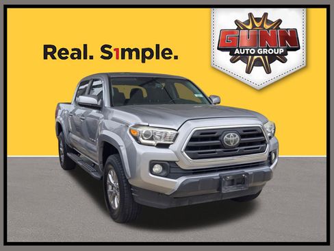 Used 2018 Toyota Tacoma SR5 RWD image 1
