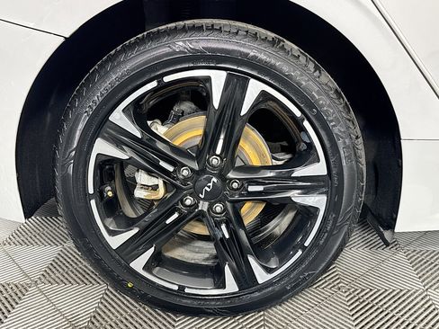 Used 2023 Kia K5 GT-Line image 32