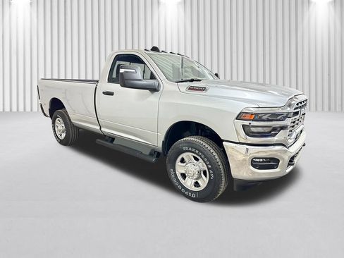 New 2026 RAM 2500 Tradesman AWD/4WD image 2