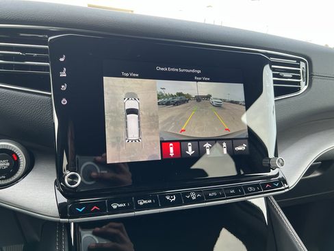 New 2025 Jeep Wagoneer Series II image 23