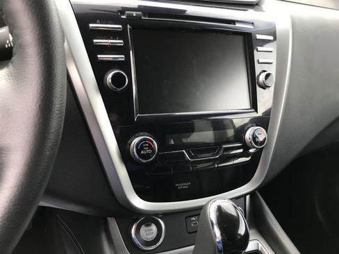 Used 2024 Nissan Murano SV image 5