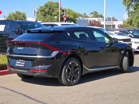 New 2025 Kia EV6 Wind AWD/4WD image 5