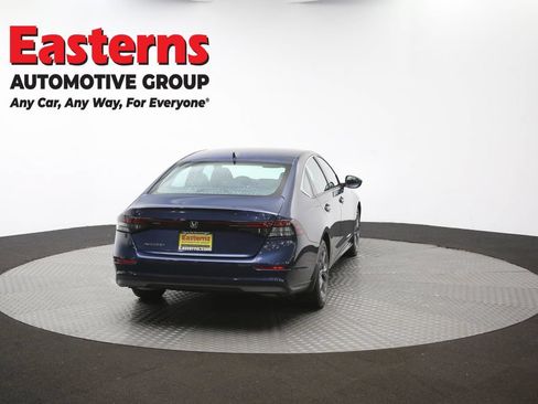 Used 2023 Honda Accord EX image 37