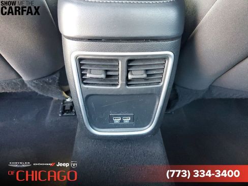 Used 2023 Dodge Charger SXT RWD image 10