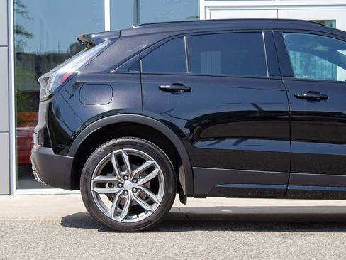 Used 2023 Cadillac XT4 Sport AWD/4WD image 6