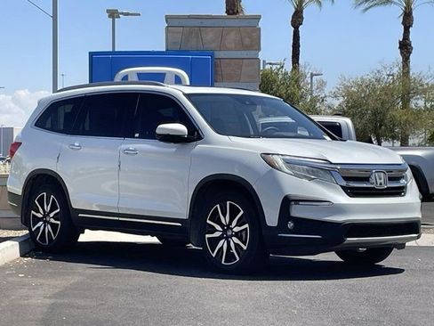 Used 2021 Honda Pilot Touring image 3