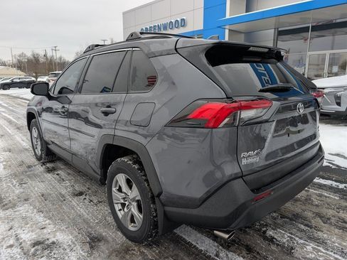 Used 2022 Toyota RAV4 XLE image 3
