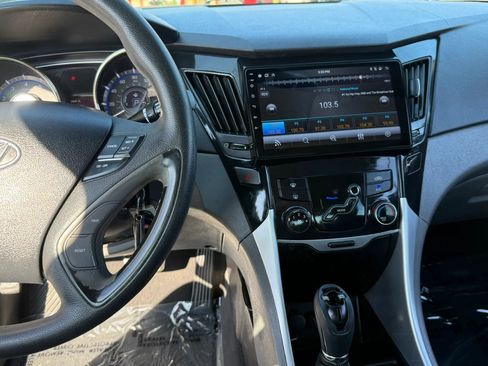 Used 2012 Hyundai Sonata GLS w/ Popular Equipment Pkg FWD image 10