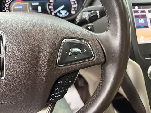 Used 2017 Lincoln MKC Reserve w/ Lincoln MKC Climate Package image 36