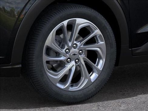 New 2027 Chevrolet Bolt LT image 9