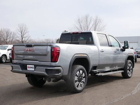 New 2026 GMC Sierra 3500 Denali w/ Denali Reserve Package AWD/4WD image 2