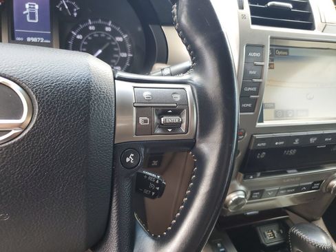 Used 2019 Lexus GX 460 Premium AWD/4WD image 27