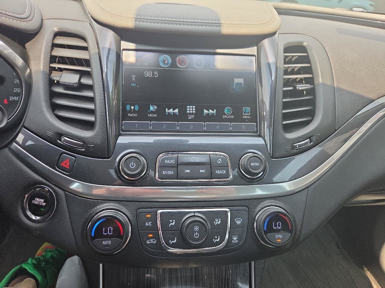 Used 2019 Chevrolet Impala LT w/ Sunroof and Spoiler Package FWD image 9