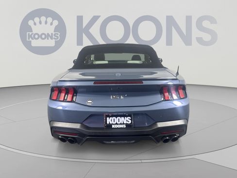 Used 2025 Ford Mustang GT Premium RWD image 5