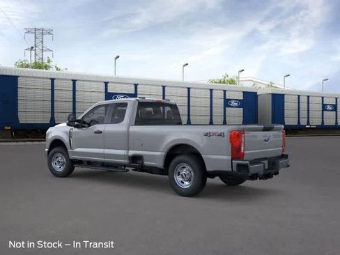 New 2026 Ford F250 4x4 SuperCab Super Duty image 4