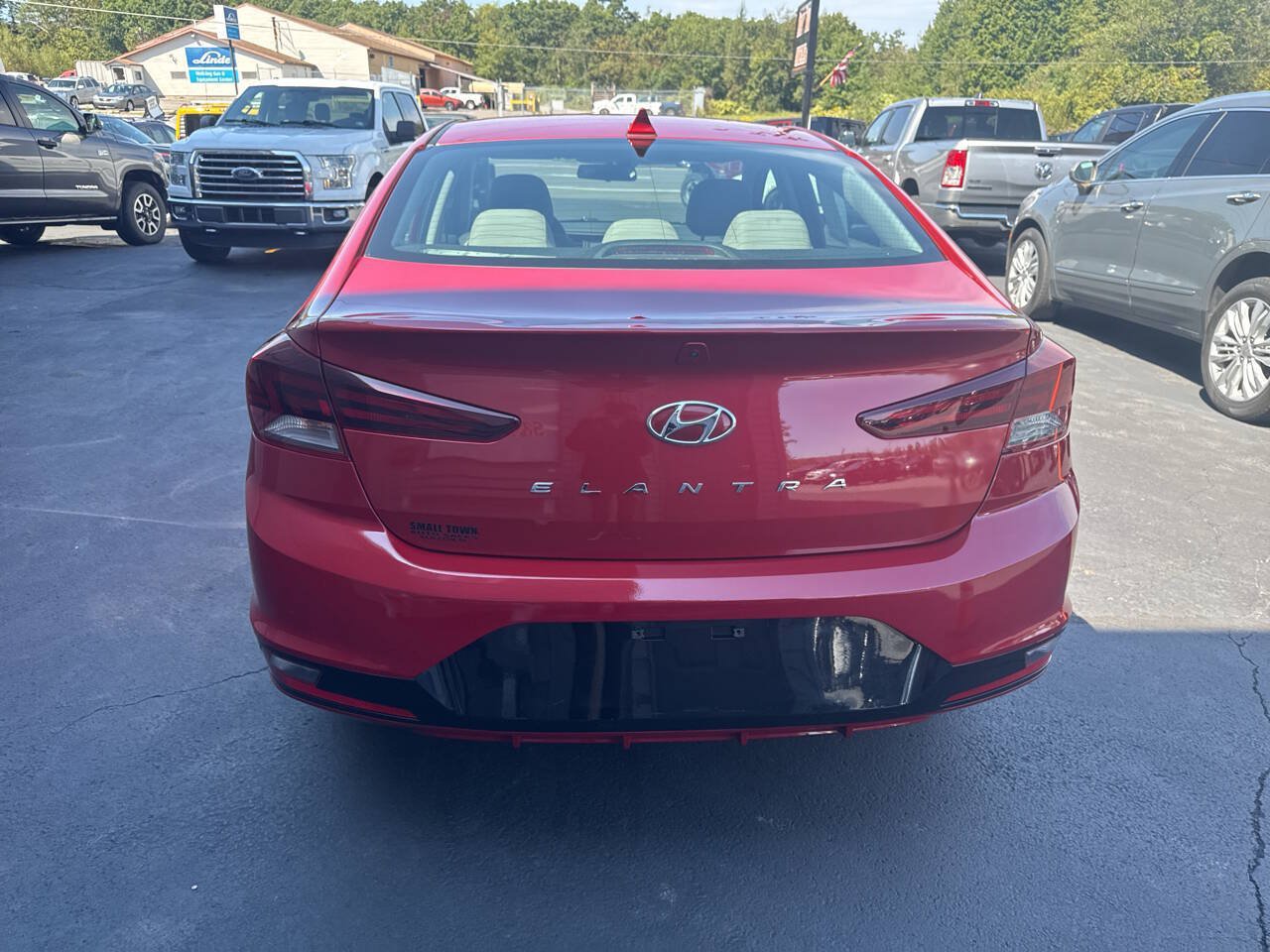 Used 2019 Hyundai Elantra SEL FWD image 7