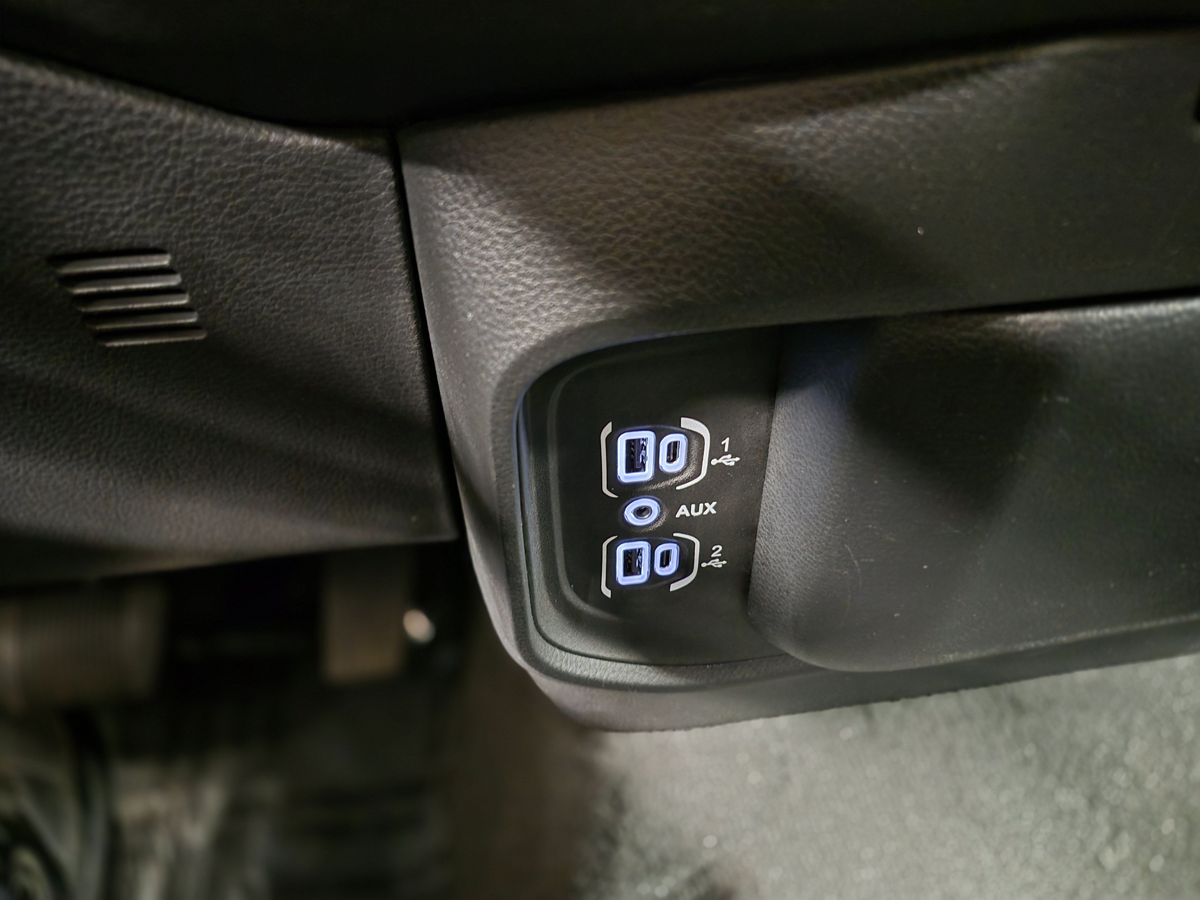 Used 2023 RAM 1500 Laramie AWD/4WD image 26