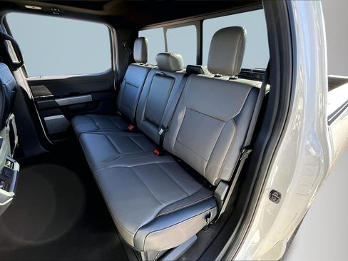 Used 2025 Ford F150 Lariat w/ Equipment Group 502A High image 23