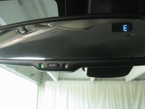 Used 2019 Toyota Tacoma SR5 image 17