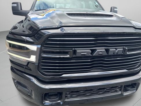 Used 2024 RAM 2500 Laramie w/ Night Edition AWD/4WD image 47