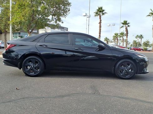 Certified 2023 Hyundai Elantra SEL image 6