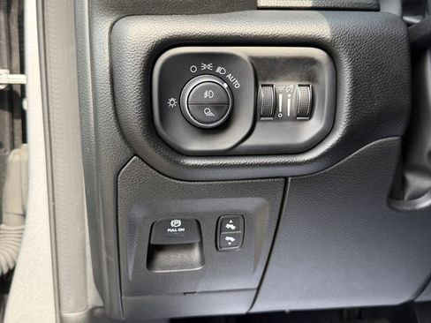 Certified 2025 RAM 1500 Laramie w/ Sport Appearance Package AWD/4WD image 31