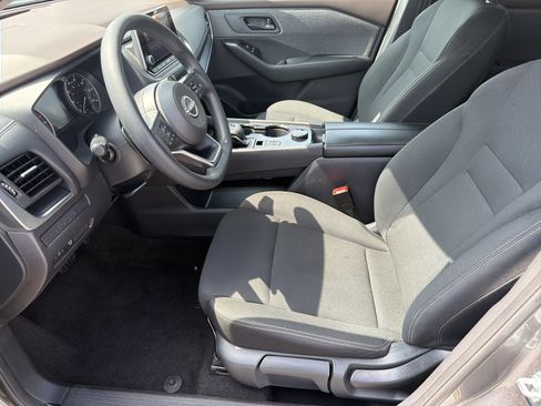 Used 2023 Nissan Rogue S AWD/4WD image 18